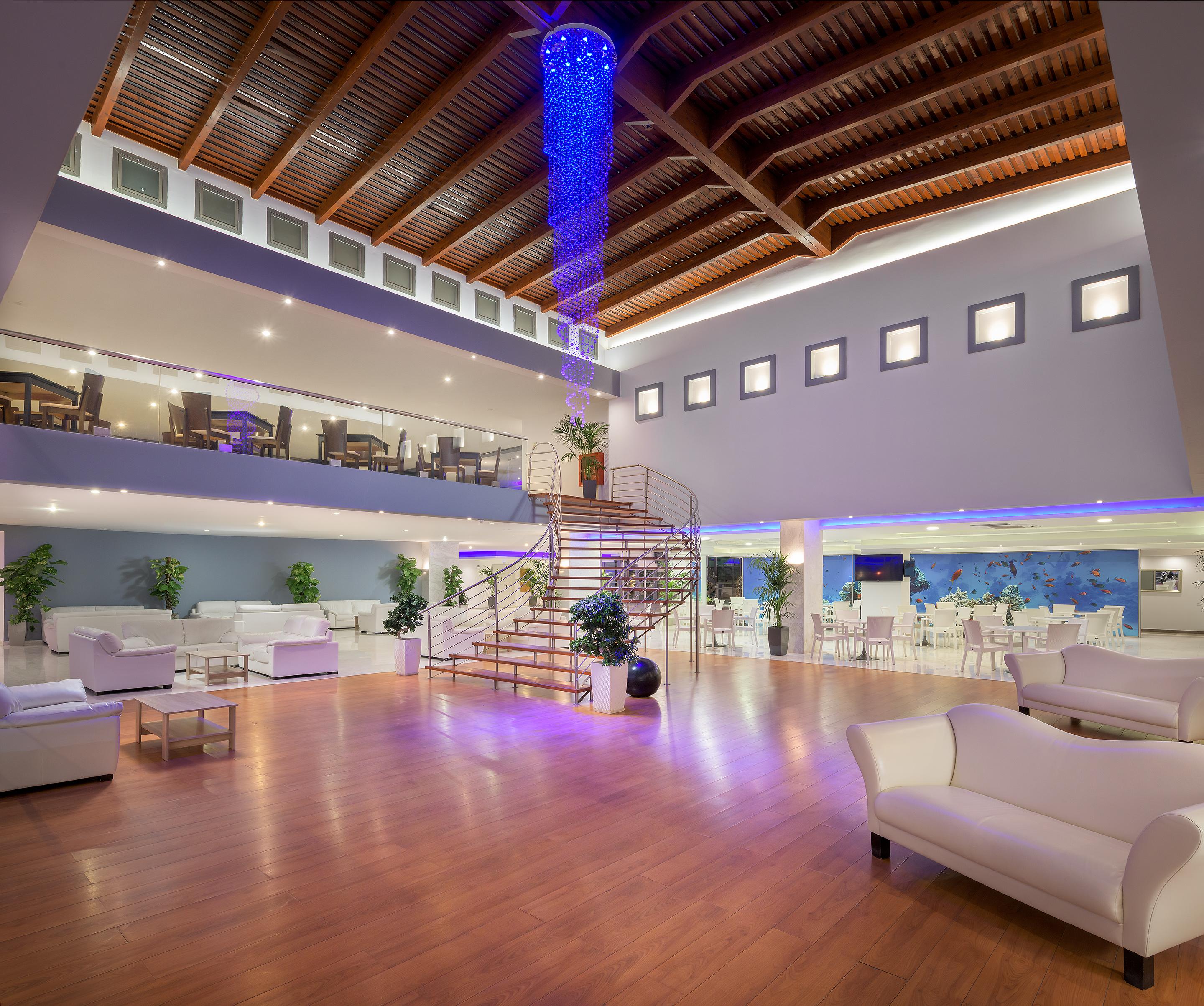 Oceanis Beach Hotel イキソス エクステリア 写真